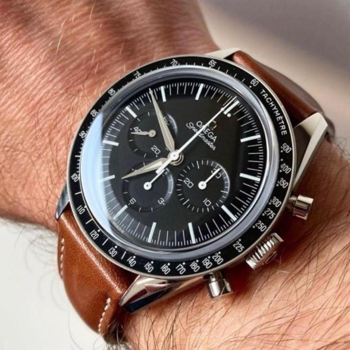 Omega - Speedmaster "First Omega in Space" - Avis client 646d0111fd939a47966c0ca9 - Photo 1 - 720px x 720px