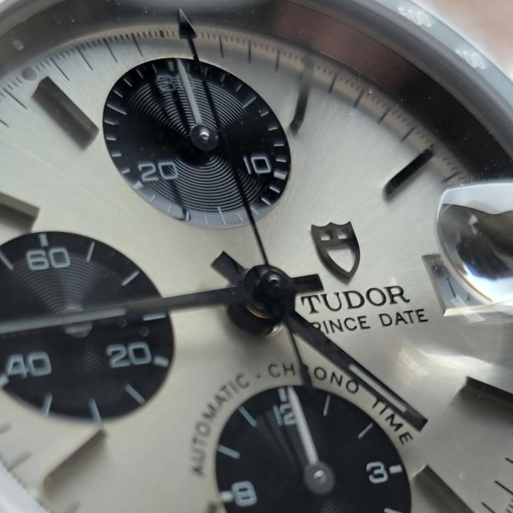 Tudor - Prince Date Chronograph - Avis client 64b8f0acfdaf39766d963835 - Photo 1 - 720px x 720px