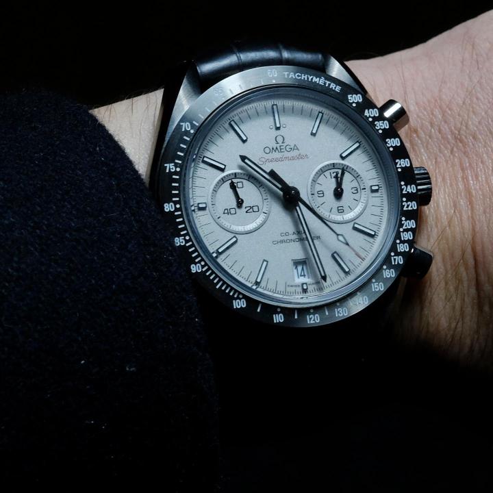 Omega - Speedmaster Grey Side Of The Moon - Avis client 63a45c403bba830c327aa925 - Photo 1 - 720px x 720px